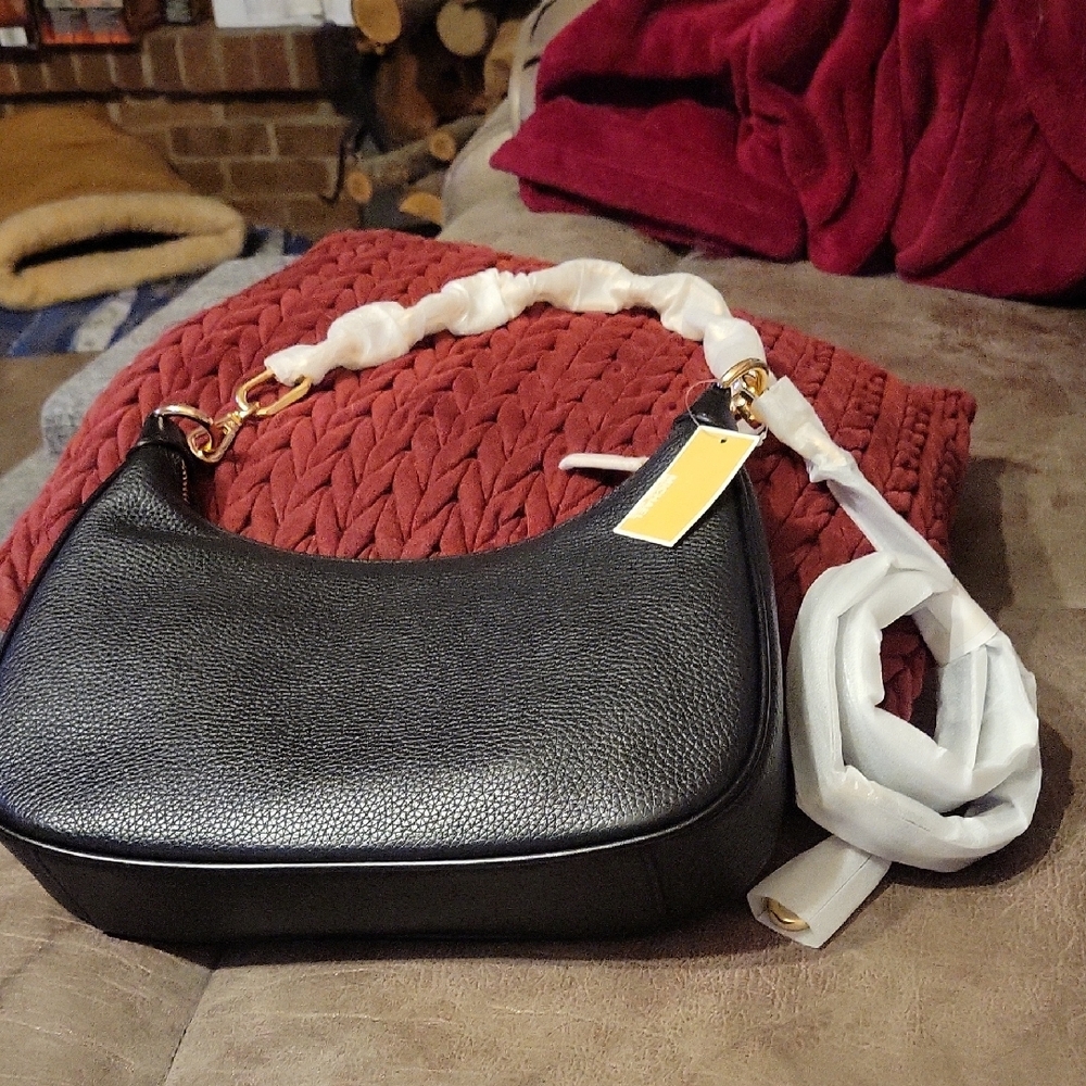 Michael Kors Cora Black and Gold Shoulder Bag - Picture 2 of 7